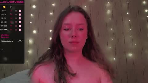 Kira online show from December 26, 2024, 1:54 pm