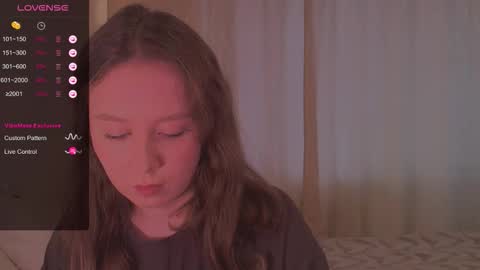 Kira online show from December 18, 2025, 9:48 am