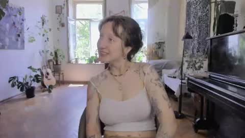 miranda2_0 online show from June 20, 2026, 8:17 am