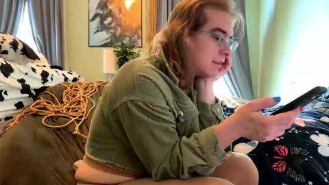 Snapshot of miranda_flowers chatting on February 27, 2026, 7:03 pm Miranda Flowers online show from February 27, 2026, 7:03 pm