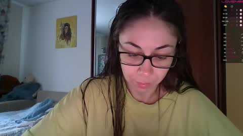Snapshot of miranda_wish chatting on September 15, 2025, 1:49 am MIRANDA online show from September 15, 2025, 1:49 am