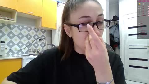 Snapshot of miranda_wish chatting on November 7, 2025, 11:43 am MIRANDA online show from November 7, 2025, 11:43 am