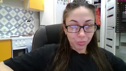 MIRANDA online show from November 24, 2025, 1:11 pm