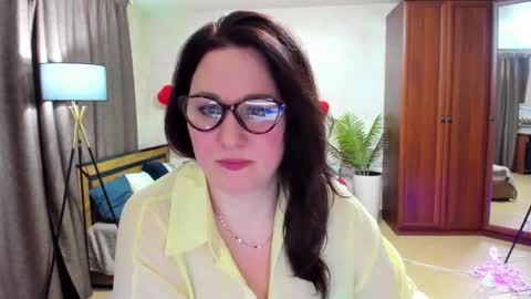 MirandaDyson online show from February 20, 2026, 4:18 pm