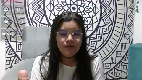 Snapshot of mirandavila chatting on October 5, 2025, 11:02 pm online show from October 5, 2025, 11:02 pm