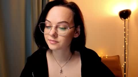 Snapshot of miraskyy chatting on November 6, 2025, 3:46 pm MiraSkyy online show from November 6, 2025, 3:46 pm