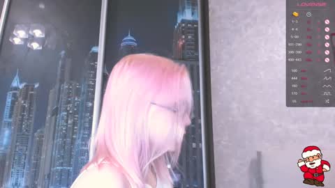Snapshot of miray_kuriyama chatting on December 29, 2024, 3:24 pm Kira online show from December 29, 2024, 3:24 pm