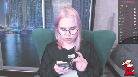 Snapshot of miray_kuriyama chatting on December 29, 2024, 6:27 pm Kira online show from December 29, 2024, 6:27 pm