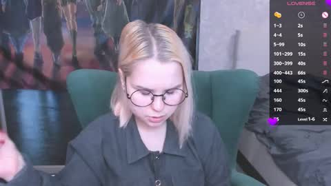 Snapshot of miray_kuriyama chatting on February 23, 2025, 6:45 pm Kira online show from February 23, 2025, 6:45 pm