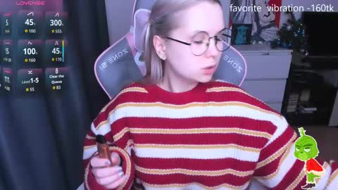 Snapshot of miray_kuriyama chatting on January 18, 2026, 11:52 pm Kira online show from January 18, 2026, 11:52 pm