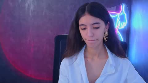 Snapshot of miri_miss chatting on December 4, 2024, 4:38 pm Miri online show from December 4, 2024, 4:38 pm