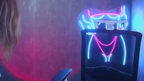 Snapshot of miri_miss chatting on December 11, 2024, 1:06 pm Miri online show from December 11, 2024, 1:06 pm