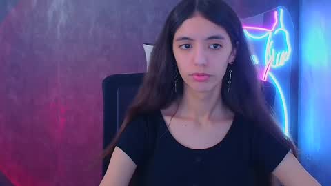 Snapshot of miri_miss chatting on December 14, 2024, 12:55 pm Miri online show from December 14, 2024, 12:55 pm