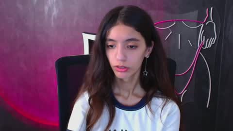 Snapshot of miri_miss chatting on December 22, 2024, 1:22 pm Miri online show from December 22, 2024, 1:22 pm