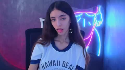 Snapshot of miri_miss chatting on January 16, 2025, 1:04 pm Miri online show from January 16, 2025, 1:04 pm