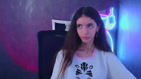 Snapshot of miri_miss chatting on January 24, 2025, 1:57 pm Miri online show from January 24, 2025, 1:57 pm