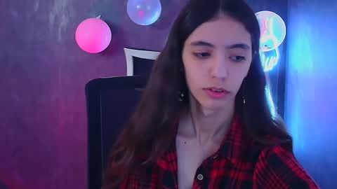 Snapshot of miri_miss chatting on February 12, 2025, 8:59 am Miri online show from February 12, 2025, 8:59 am