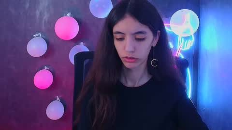 Snapshot of miri_miss chatting on February 16, 2025, 4:10 pm Miri online show from February 16, 2025, 4:10 pm