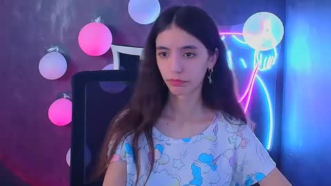 Snapshot of miri_miss chatting on February 20, 2025, 4:57 pm Miri online show from February 20, 2025, 4:57 pm