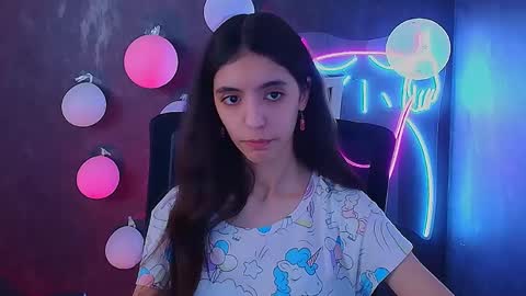 Snapshot of miri_miss chatting on February 21, 2025, 2:06 pm Miri online show from February 21, 2025, 2:06 pm