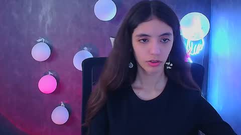 Snapshot of miri_miss chatting on February 26, 2025, 3:19 pm Miri online show from February 26, 2025, 3:19 pm