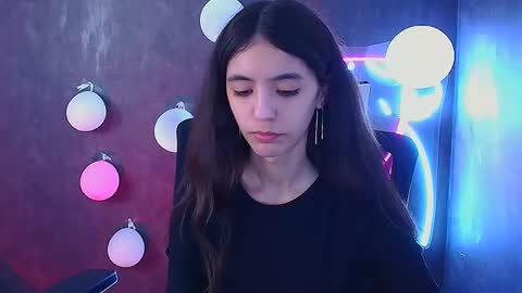 Snapshot of miri_miss chatting on February 28, 2025, 4:53 pm Miri online show from February 28, 2025, 4:53 pm