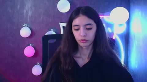 Snapshot of miri_miss chatting on March 2, 2025, 4:32 pm Miri online show from March 2, 2025, 4:32 pm