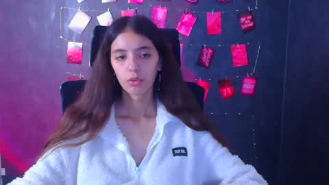 Snapshot of miri_miss chatting on October 25, 2025, 12:23 pm Miri online show from October 25, 2025, 12:23 pm