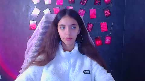 Snapshot of miri_miss chatting on October 31, 2025, 1:23 pm Miri online show from October 31, 2025, 1:23 pm