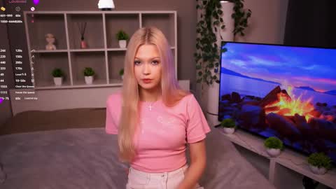 Elsa online show from November 2, 2025, 10:34 pm