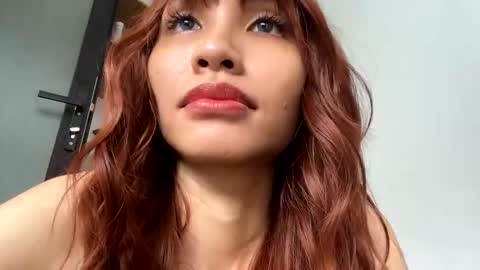 Snapshot of mirischlxyz chatting on October 14, 2025, 2:01 am Miriam Schl online show from October 14, 2025, 2:01 am