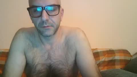 mirko245 online show from October 11, 2025, 9:24 pm
