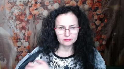 Miroslava Happi online show from April 9, 2026, 6:02 am
