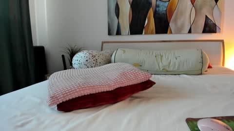 Eva online show from February 3, 2026, 6:51 am