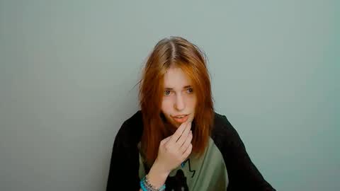 misaki_chan_ online show from October 29, 2025, 11:06 pm