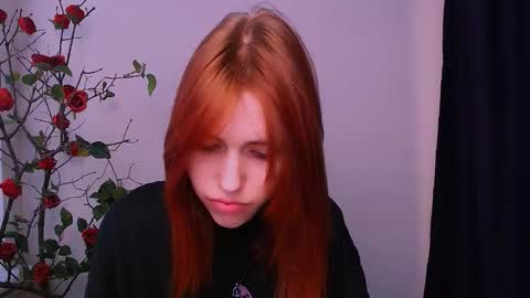 misaki_chan_ online show from November 28, 2025, 7:44 am