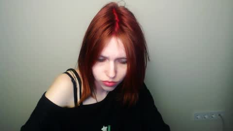 misaki_chan_ online show from April 10, 2026, 9:19 pm