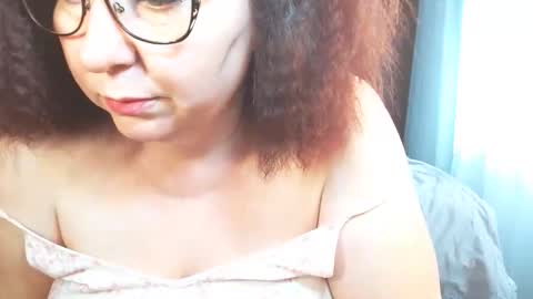 Snapshot of mishakiss34 chatting on February 20, 2026, 10:27 am Misha online show from February 20, 2026, 10:27 am