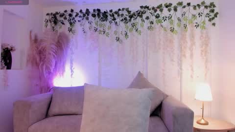 Misha  online show from December 2, 2025, 8:15 pm