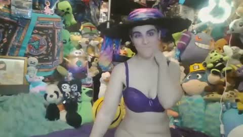 Snapshot of mishkawolfcatbbbygirl chatting on January 26, 2025, 12:48 am mishkababygirl online show from January 26, 2025, 12:48 am