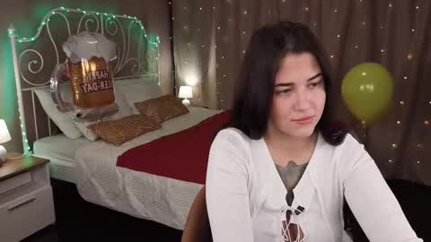 Snapshot of miss____mira chatting on September 23, 2025, 12:13 am miss____mira online show from September 23, 2025, 12:13 am