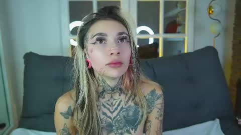 Snapshot of miss___angel chatting on June 19, 2026, 11:03 am miss___angel online show from June 19, 2026, 11:03 am