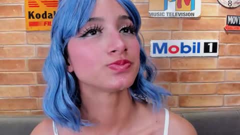 Salome online show from December 18, 2025, 6:25 pm