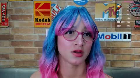 Salome online show from December 22, 2025, 6:05 pm