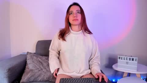 Alexa Sarmiento online show from January 28, 2025, 4:08 pm