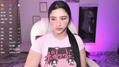 Snapshot of miss_alice0 chatting on October 9, 2025, 3:43 pm Alice online show from October 9, 2025, 3:43 pm