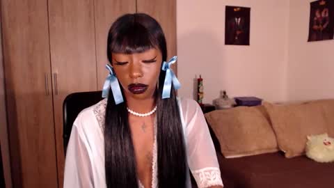 Aria Diaz online show from November 4, 2025, 3:00 pm