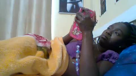 miss_atitude online show from September 18, 2025, 4:14 am