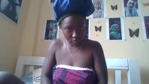 miss_atitude online show from September 30, 2025, 9:14 am