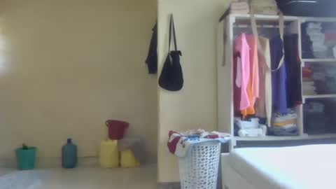 miss_atitude online show from November 12, 2025, 6:47 am